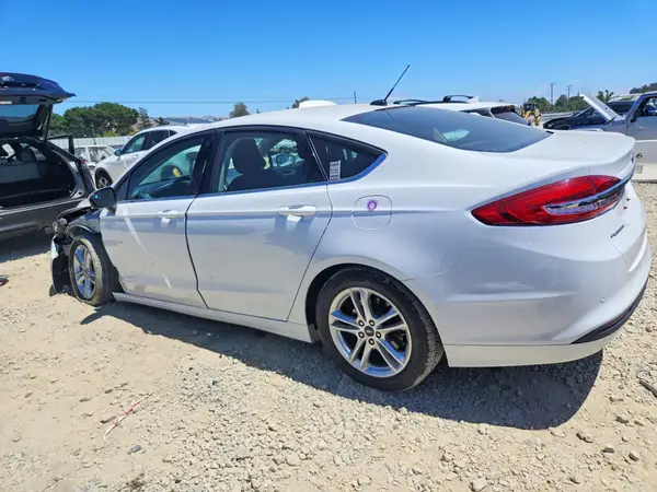 3FA6P0H72JR277733 2018 FORD FUSION - Image 2