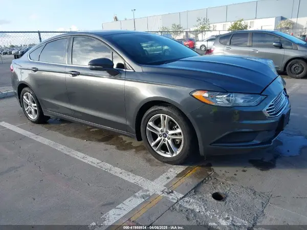 3FA6P0H72JR285847 2018 FORD FUSION - Image 1