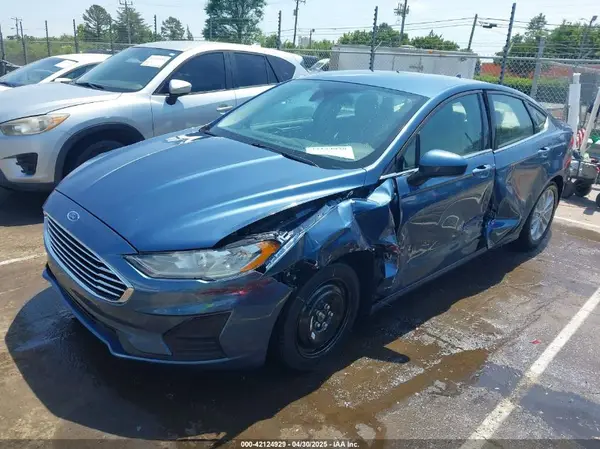 3FA6P0H72KR123170 2019 FORD FUSION - Image 2