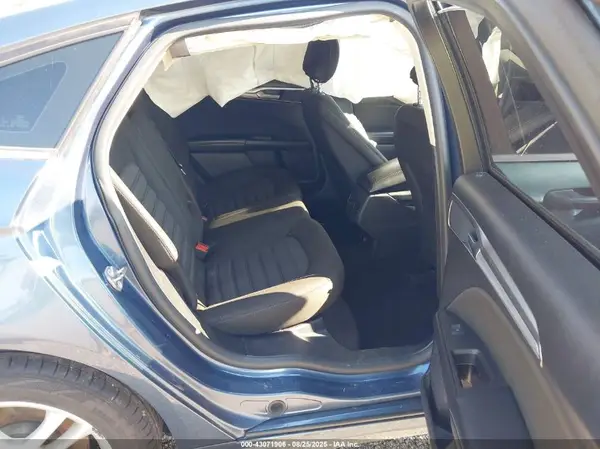 3FA6P0H72KR123251 2019 FORD FUSION - Image 8