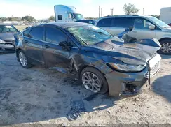 3FA6P0H72KR136520 2019 FORD FUSION