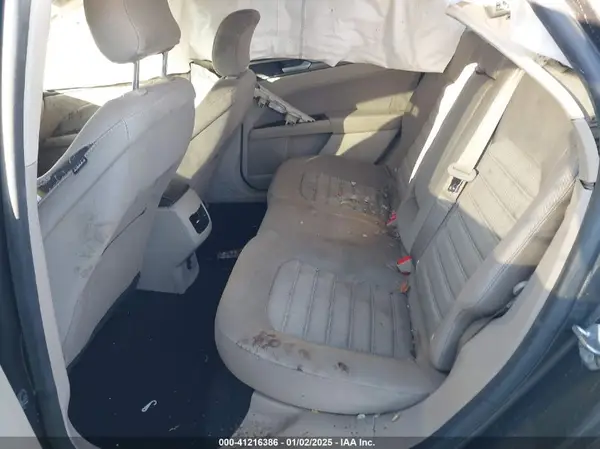 3FA6P0H72KR136520 2019 FORD FUSION - Image 8