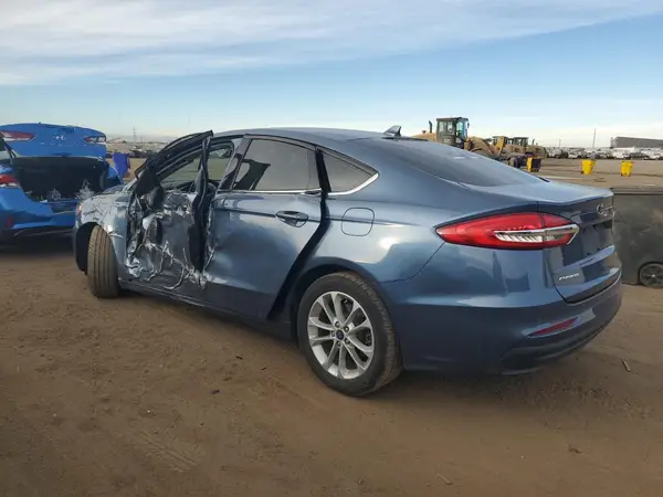 3FA6P0H72KR210163 2019 FORD FUSION - Image 2