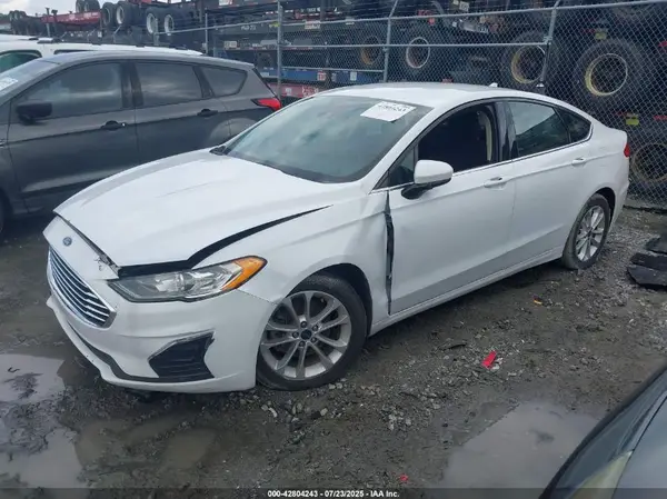 3FA6P0H72KR218697 2019 FORD FUSION - Image 2