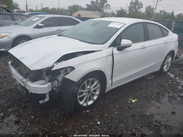 3FA6P0H72KR236472 2019 FORD FUSION - Image 2