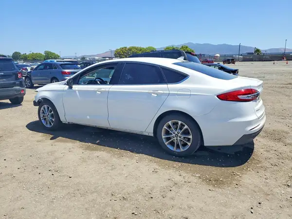 3FA6P0H72KR255541 2019 FORD FUSION - Image 2