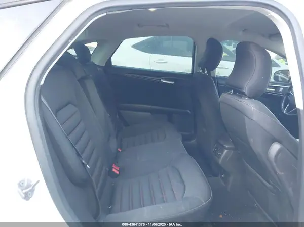 3FA6P0H73GR160252 2016 FORD FUSION - Image 8