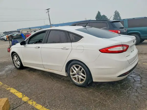 3FA6P0H73GR185538 2016 FORD FUSION - Image 2