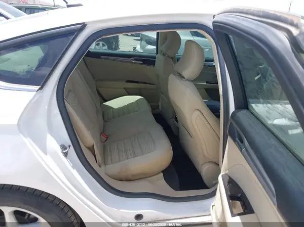 3FA6P0H73GR224015 2016 FORD FUSION - Image 8