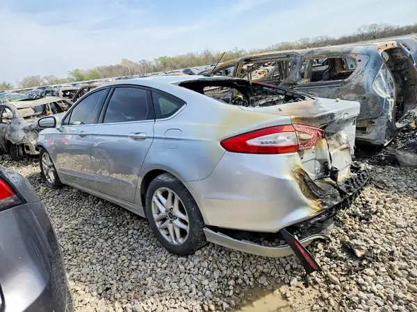 3FA6P0H73GR235791 2016 FORD FUSION - Image 2