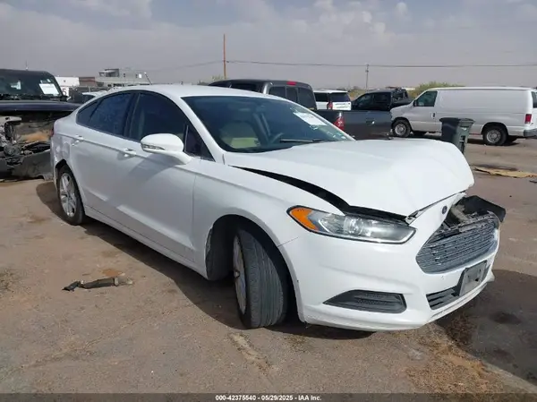 3FA6P0H73GR268693 2016 FORD FUSION - Image 1