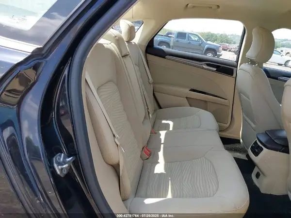 3FA6P0H73GR310540 2016 FORD FUSION - Image 8