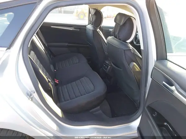 3FA6P0H73GR395332 2016 FORD FUSION - Image 8