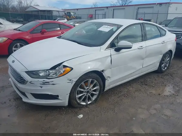 3FA6P0H73HR104135 2017 FORD FUSION - Image 2