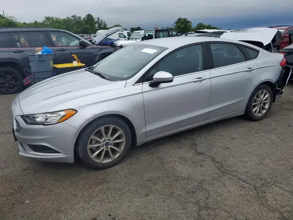 3FA6P0H73HR107469 2017 FORD FUSION - Image 1