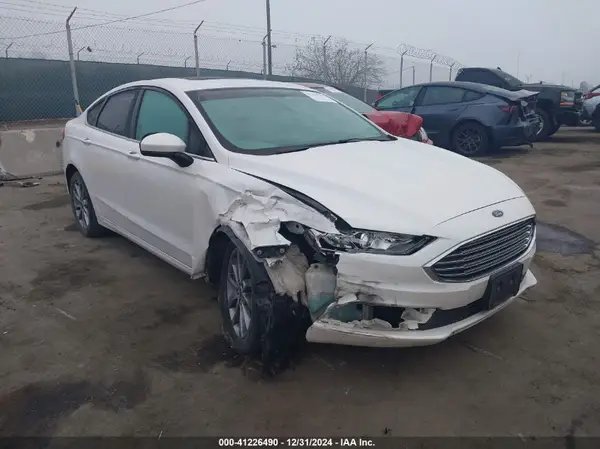 3FA6P0H73HR108718 2017 FORD FUSION - Image 1