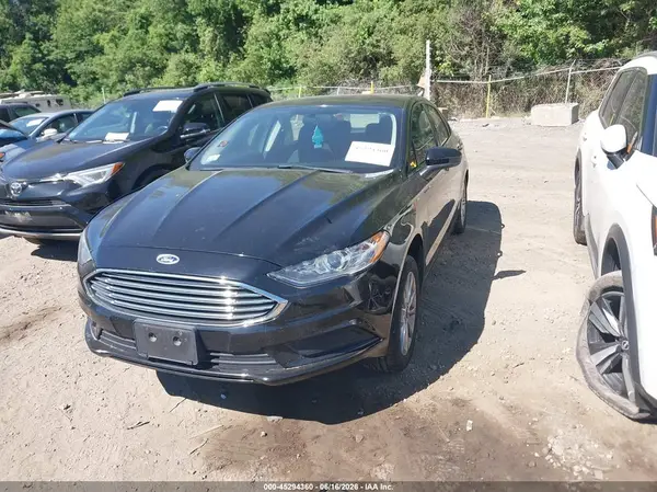3FA6P0H73HR135899 2017 FORD FUSION - Image 2