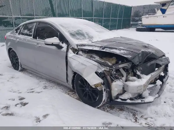 3FA6P0H73HR138592 2017 FORD FUSION - Image 1