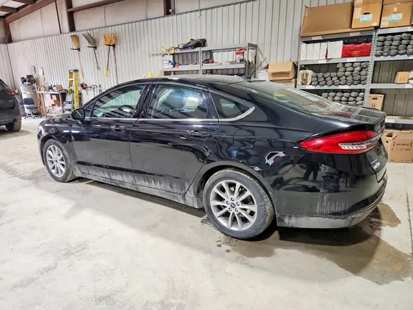 3FA6P0H73HR149883 2017 FORD FUSION - Image 2