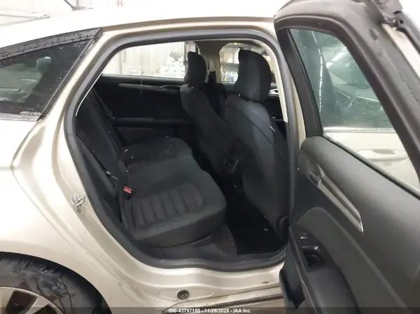 3FA6P0H73HR151052 2017 FORD FUSION - Image 8