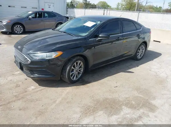 3FA6P0H73HR162133 2017 FORD FUSION - Image 2