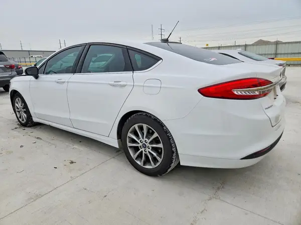 3FA6P0H73HR178994 2017 FORD FUSION - Image 2