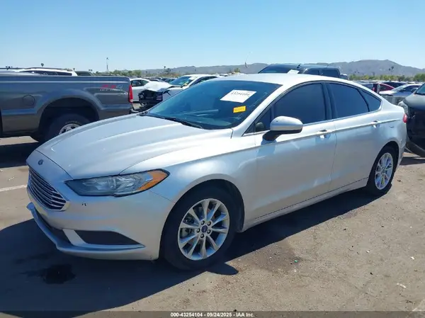 3FA6P0H73HR180549 2017 FORD FUSION - Image 2