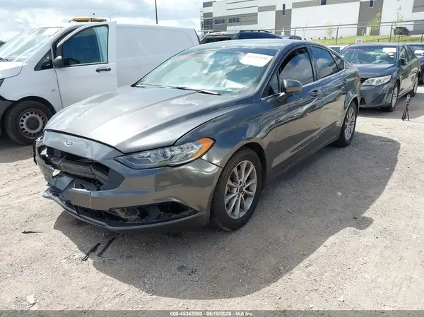 3FA6P0H73HR200430 2017 FORD FUSION - Image 2