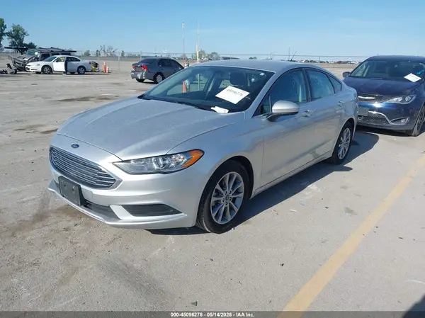 3FA6P0H73HR207054 2017 FORD FUSION - Image 2