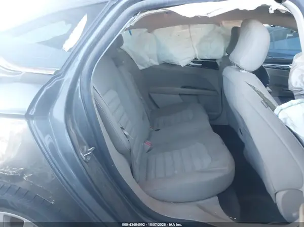 3FA6P0H73HR237655 2017 FORD FUSION - Image 8