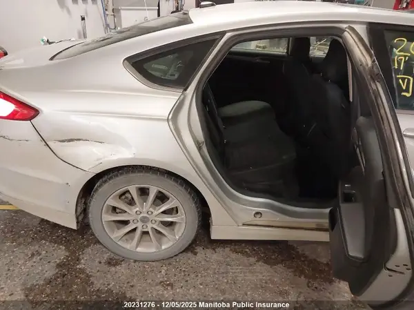 3FA6P0H73HR239423 2017 FORD FUSION - Image 8