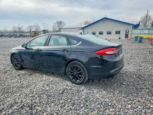 3FA6P0H73HR243083 2017 FORD FUSION - Image 2