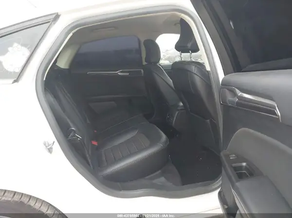 3FA6P0H73HR283602 2017 FORD FUSION - Image 8