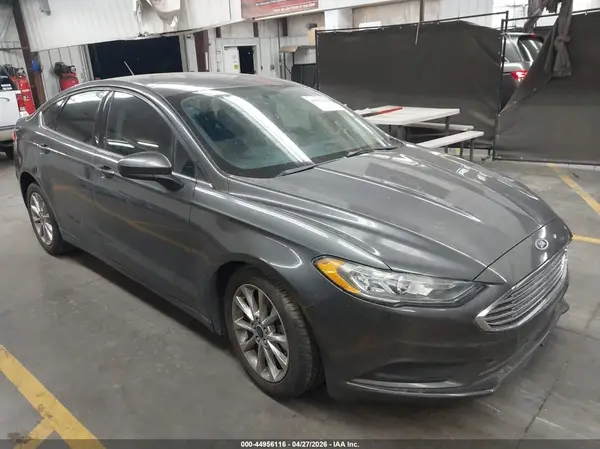3FA6P0H73HR343538 2017 FORD FUSION - Image 1