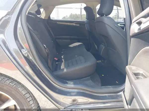 3FA6P0H73HR351445 2017 FORD FUSION - Image 8