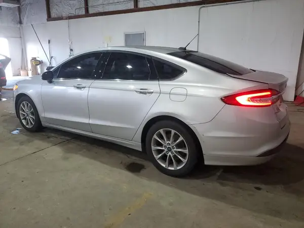 3FA6P0H73HR370934 2017 FORD FUSION - Image 2
