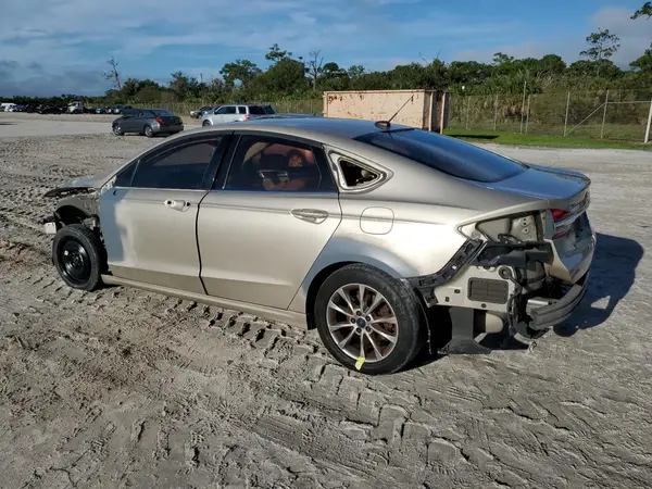 3FA6P0H73HR372084 2017 FORD FUSION - Image 2