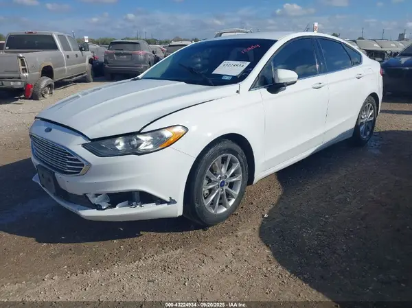 3FA6P0H73HR373199 2017 FORD FUSION - Image 2
