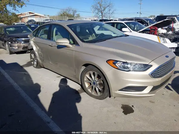 3FA6P0H73HR393274 2017 FORD FUSION - Image 1