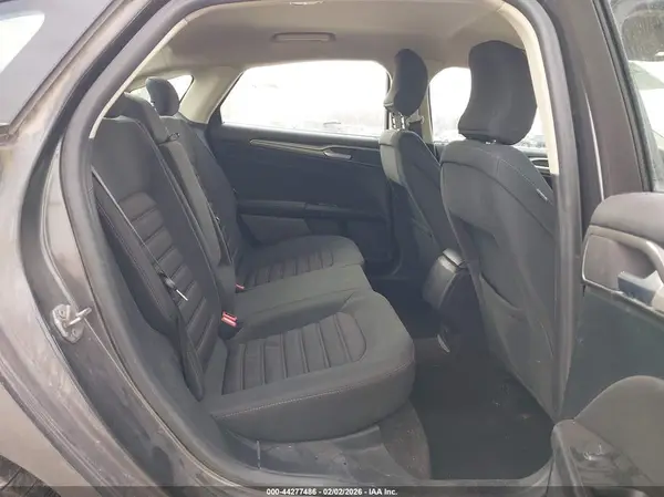 3FA6P0H73HR398099 2017 FORD FUSION - Image 8