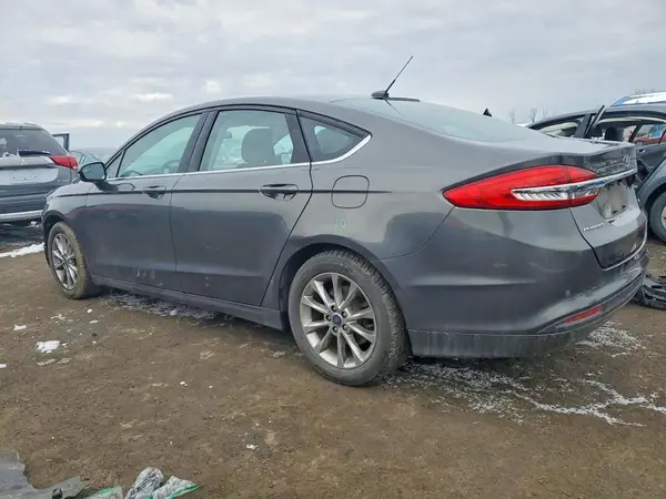 3FA6P0H73HR401552 2017 FORD FUSION - Image 2