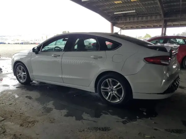 3FA6P0H73JR185546 2018 FORD FUSION - Image 2