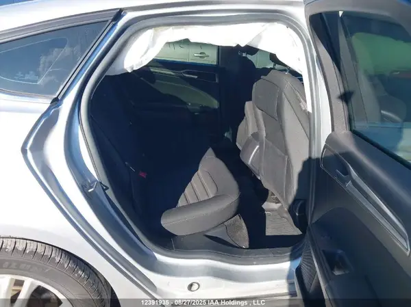 3FA6P0H73JR275540 2018 FORD FUSION - Image 8