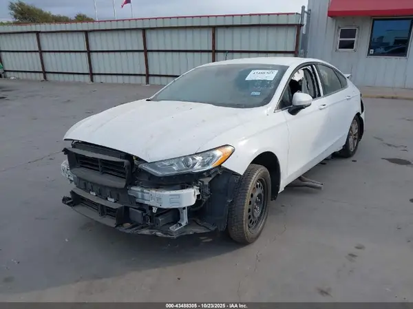 3FA6P0H73KR107513 2019 FORD FUSION - Image 2