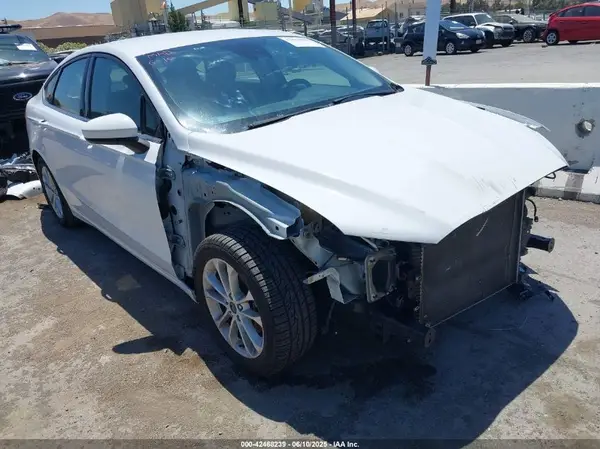 3FA6P0H73LR131988 2020 FORD FUSION - Image 1