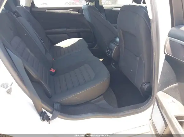 3FA6P0H73LR131988 2020 FORD FUSION - Image 8