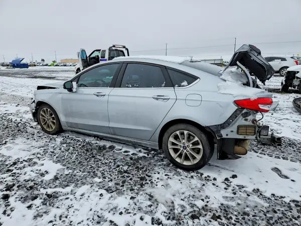 3FA6P0H73LR210786 2020 FORD FUSION - Image 2