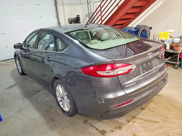 3FA6P0H73LR215115 2020 FORD FUSION - Image 2