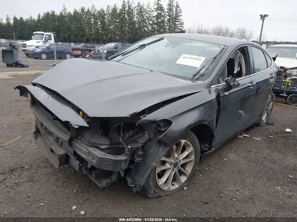 3FA6P0H73LR217169 2020 FORD FUSION - Image 2
