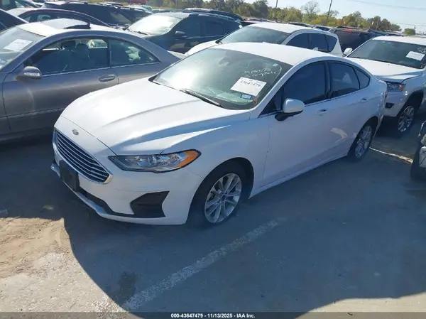 3FA6P0H73LR241083 2020 FORD FUSION - Image 2